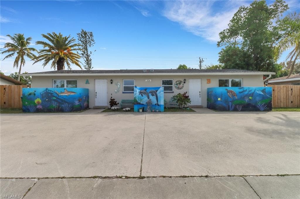 206 Cape Coral PKWY W CAPE CORAL, FL 33914