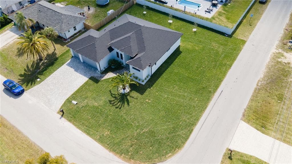 430 SW 15th TER CAPE CORAL, FL 33991