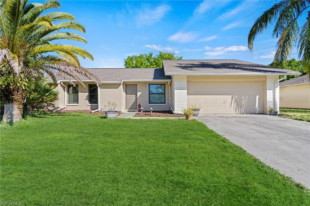 15745 Coral Vine LN FORT MYERS, FL 33905