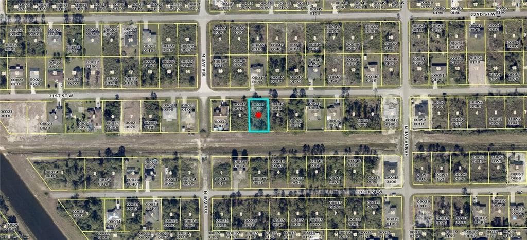 2815 21st ST W LEHIGH ACRES, FL 33971