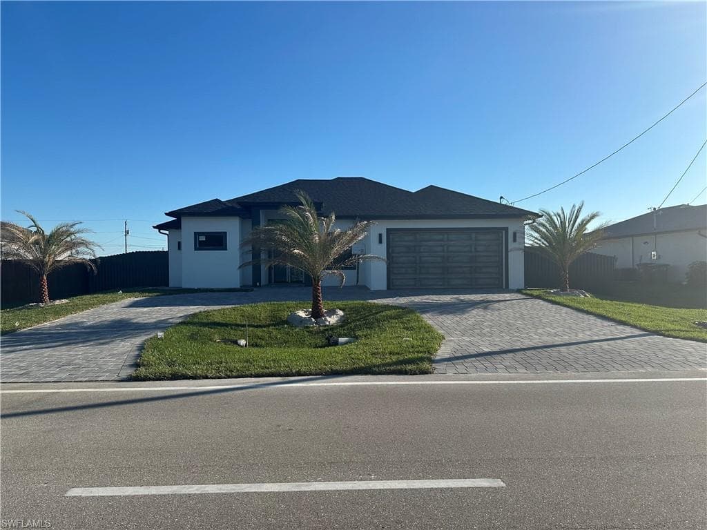 1112 EMBERS PKY W CAPE CORAL, FL 33993