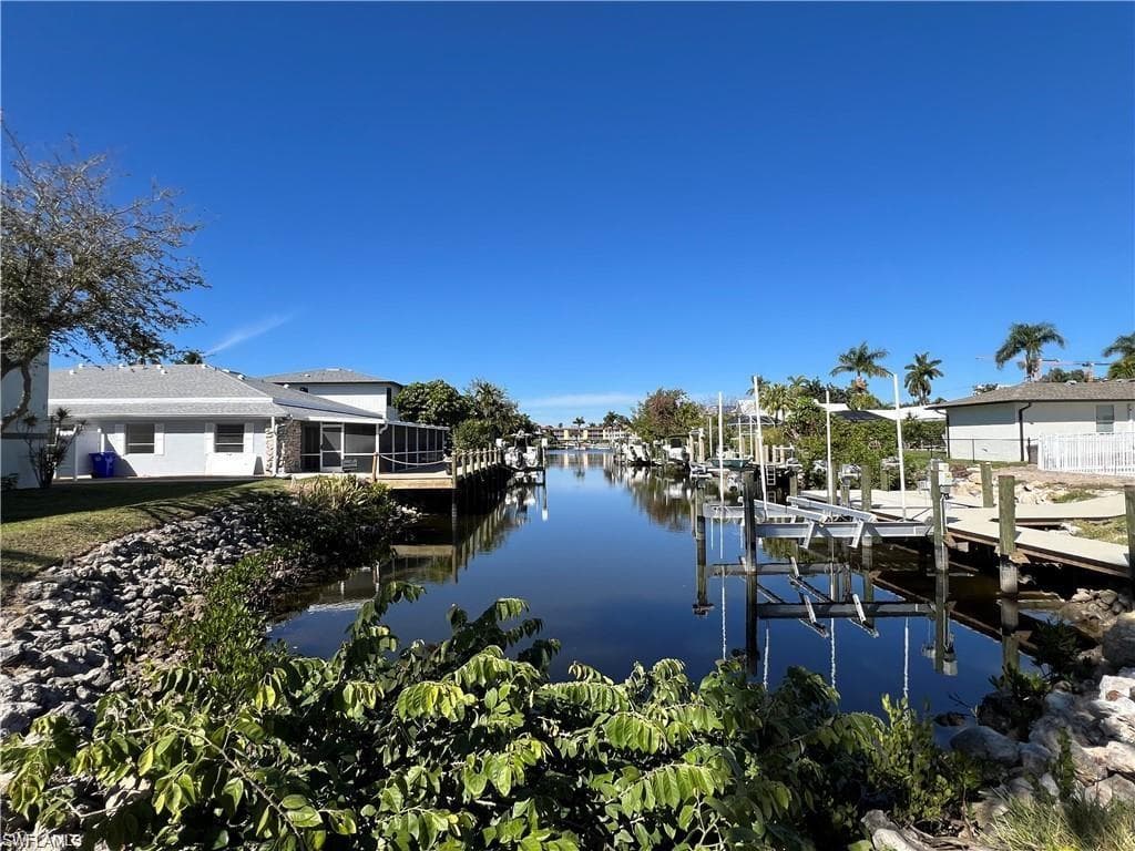 1185 Cherrystone CT B NAPLES, FL 34102