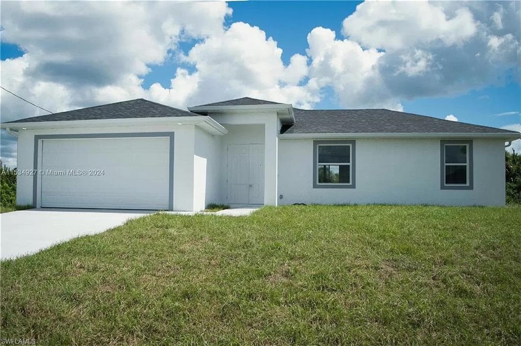 2610 34th ST W LEHIGH ACRES, FL 33971
