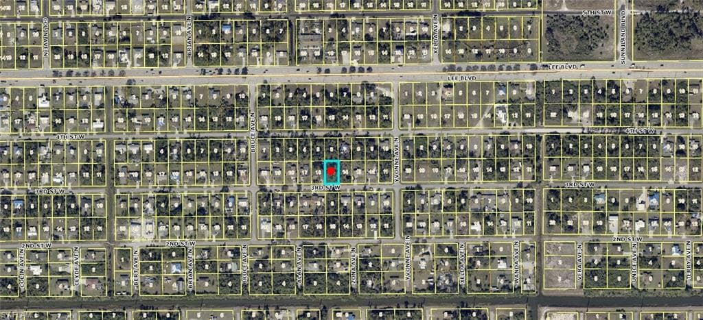 3808 3rd ST W LEHIGH ACRES, FL 33971