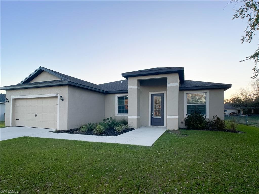 122 NE 10th PL CAPE CORAL, FL 33909