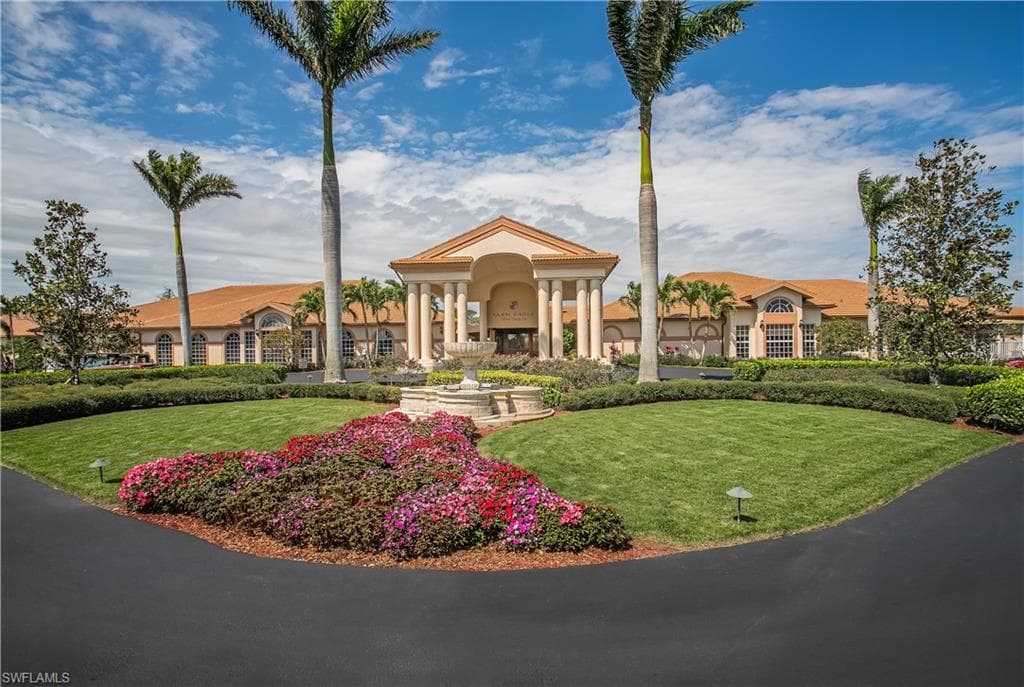 7145 Dennis CIR D-101 NAPLES, FL 34104