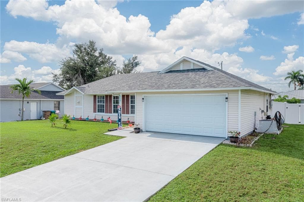 626 SW 25th TER CAPE CORAL, FL 33914