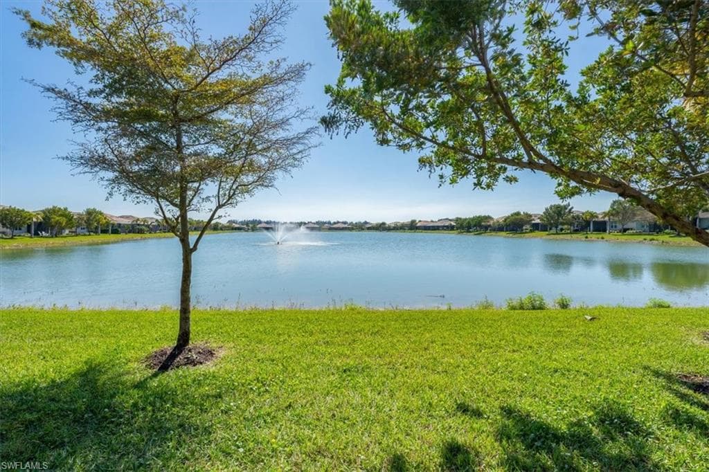 14598 Edgewater CIR NAPLES, FL 34114
