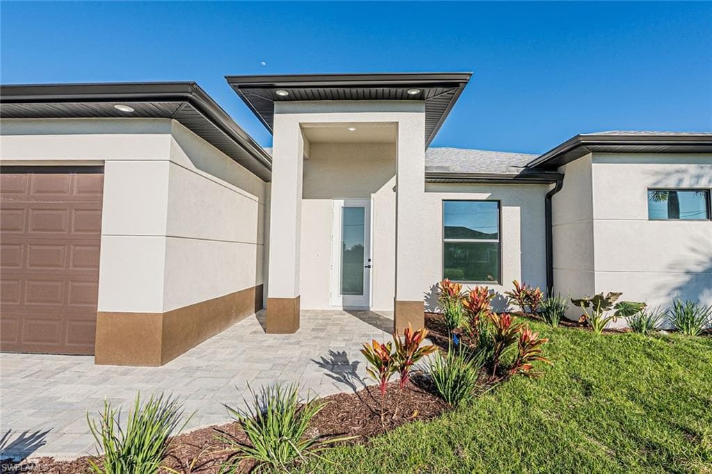 127 NW 26th AVE CAPE CORAL, FL 33993