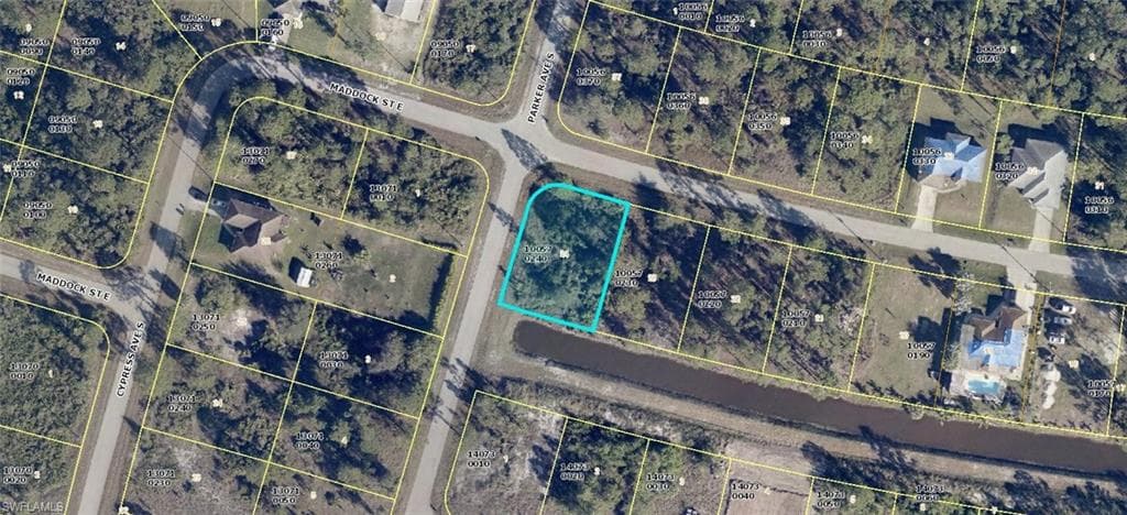1014 Maddock ST E LEHIGH ACRES, FL 33974