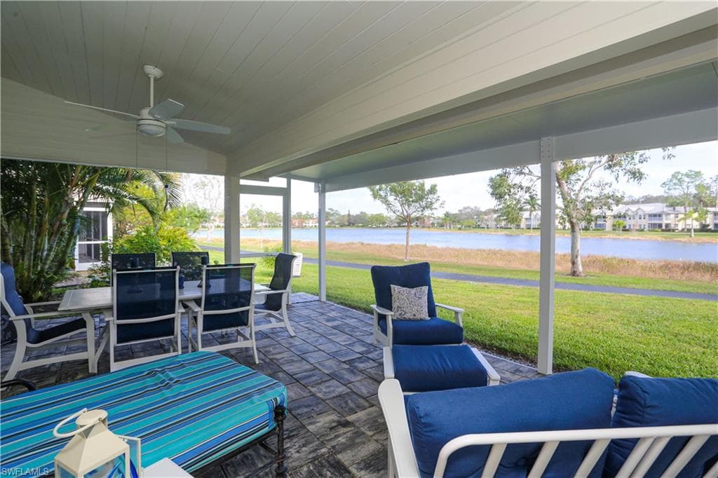 127 Bristol LN C-14 NAPLES, FL 34112