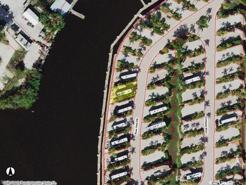 825 River View DR EVERGLADES CITY, FL 34139