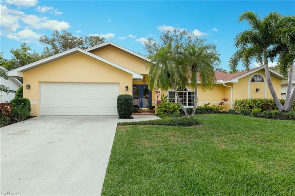 8813 Banyan Cove CIR FORT MYERS, FL 33919