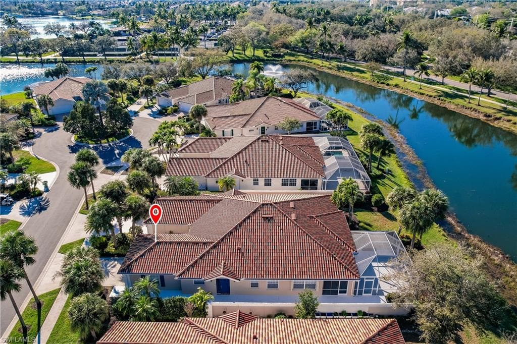 5041 Ventura CT NAPLES, FL 34109