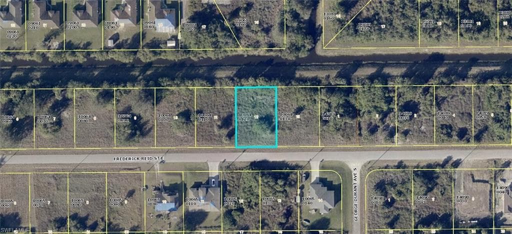 829 Frederick Reid ST E LEHIGH ACRES, FL 33974