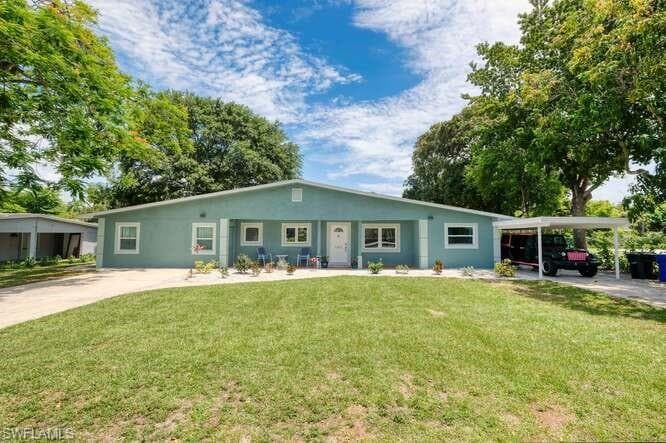 1267 Carlene AVE FORT MYERS, FL 33901