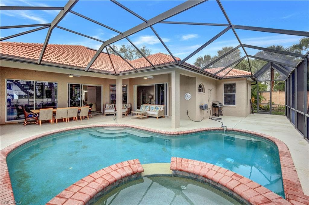7142 Sugar Magnolia CT NAPLES, FL 34109
