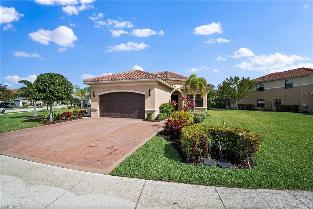 4363 Aurora ST NAPLES, FL 34119