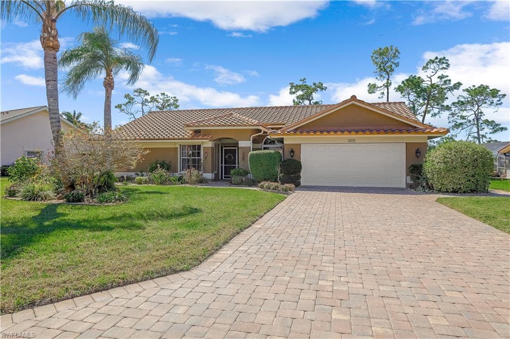 459 Henley DR NAPLES, FL 34104