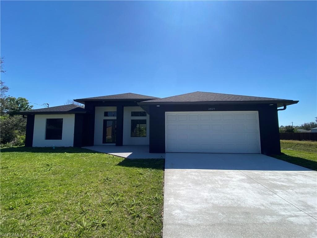 3819 33rd ST SW LEHIGH ACRES, FL 33976