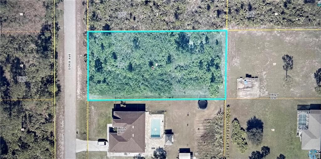 1408 Dixie AVE LEHIGH ACRES, FL 33972