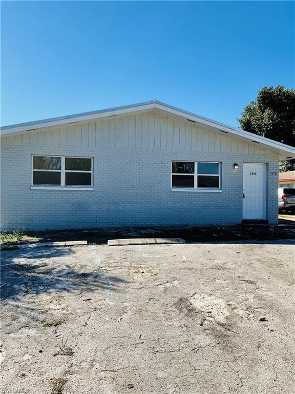 1570 Cypress DR FORT MYERS, FL 33907