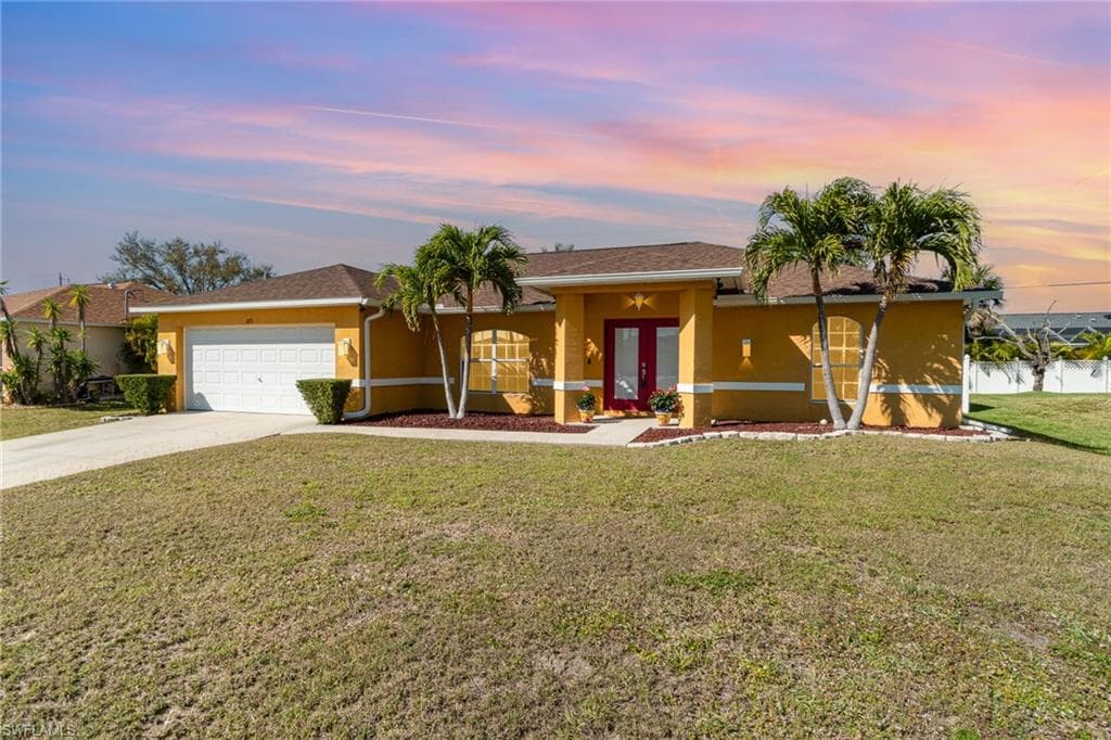 613 SW 21st LN CAPE CORAL, FL 33991