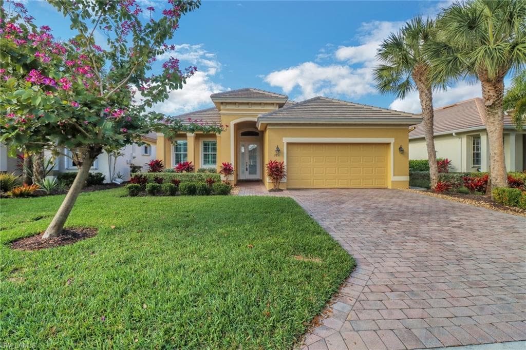 3751 Lakeview Isle CT FORT MYERS, FL 33905