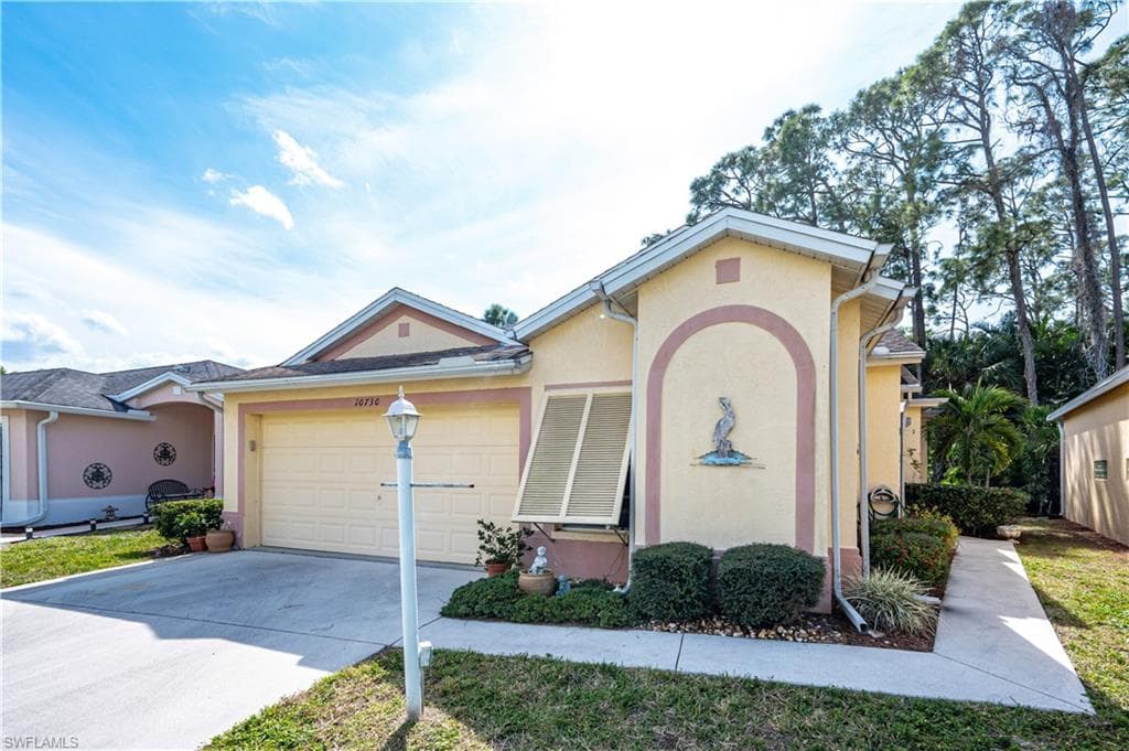 10730 Blue Bimini CIR ESTERO, FL 33928