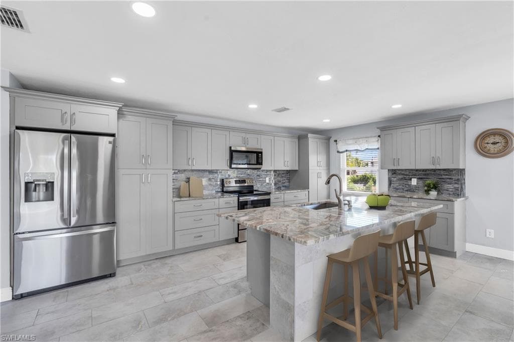 4572 Eagle Key CIR NAPLES, FL 34112
