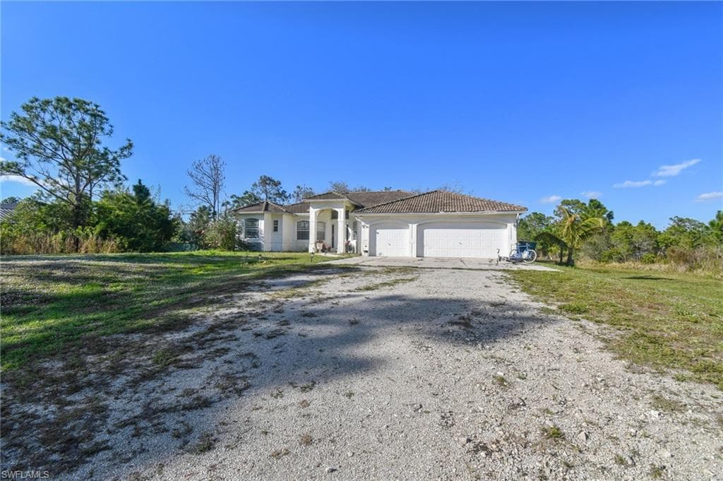 3385 58th AVE NE NAPLES, FL 34120