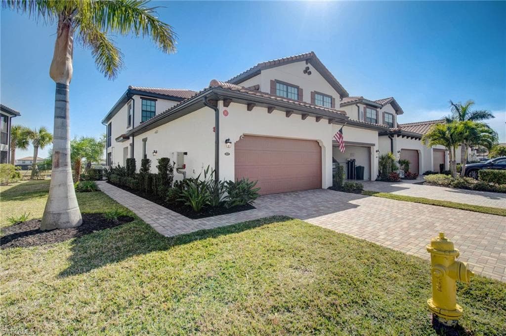 12020 Hawthorn Lake DR 101 FORT MYERS, FL 33913