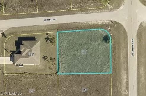 910 Columbus AVE LEHIGH ACRES, FL 33972