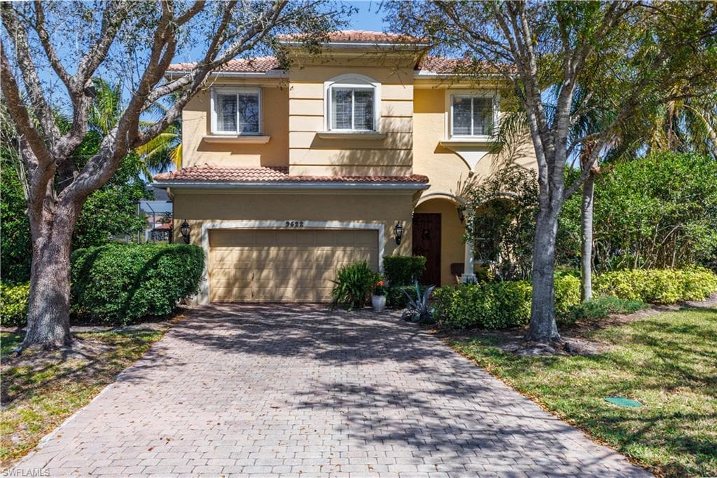 9622 Springlake CIR ESTERO, FL 33928