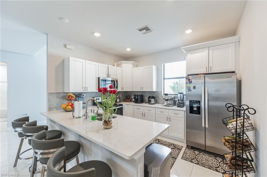 217 Nelson RD N CAPE CORAL, FL 33993