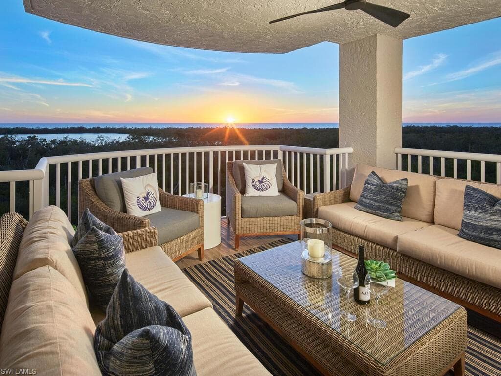 6849 Grenadier BLVD 605 NAPLES, FL 34108