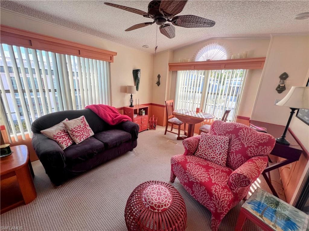 332 Blue Spring TER NORTH FORT MYERS, FL 33903
