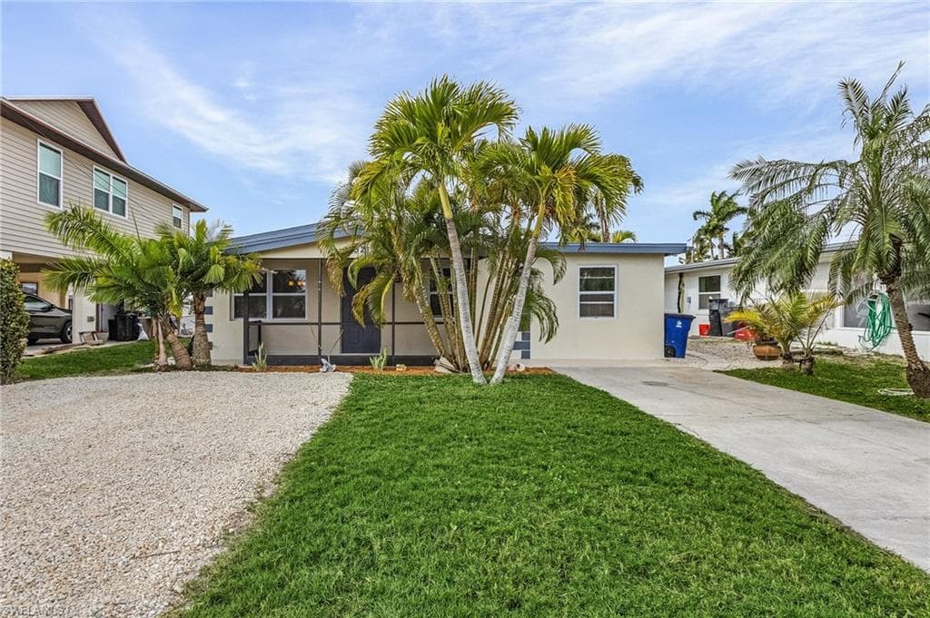 11521 Island AVE MATLACHA, FL 33993