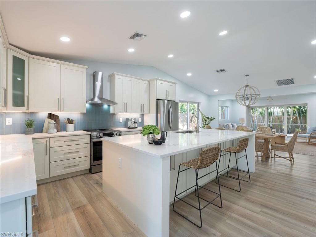 530 Piedmont RD SANIBEL, FL 33957