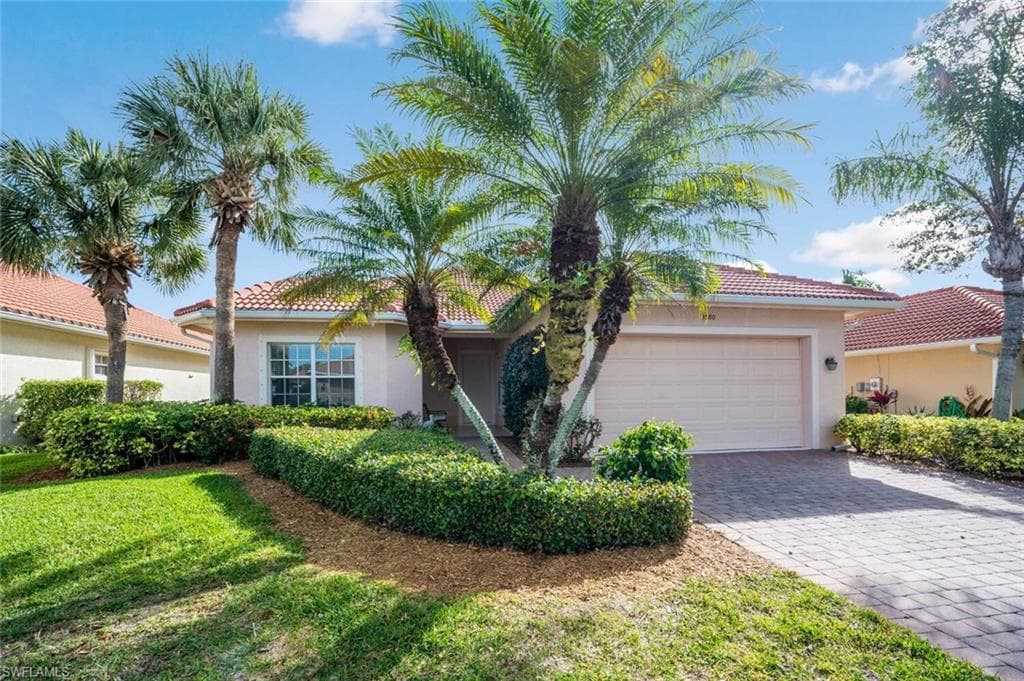 3580 Corinthian WAY NAPLES, FL 34105