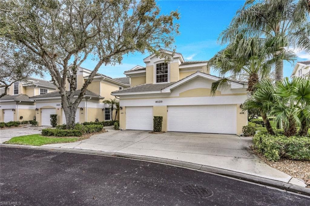 8520 Mystic Greens WAY 4-405 NAPLES, FL 34113