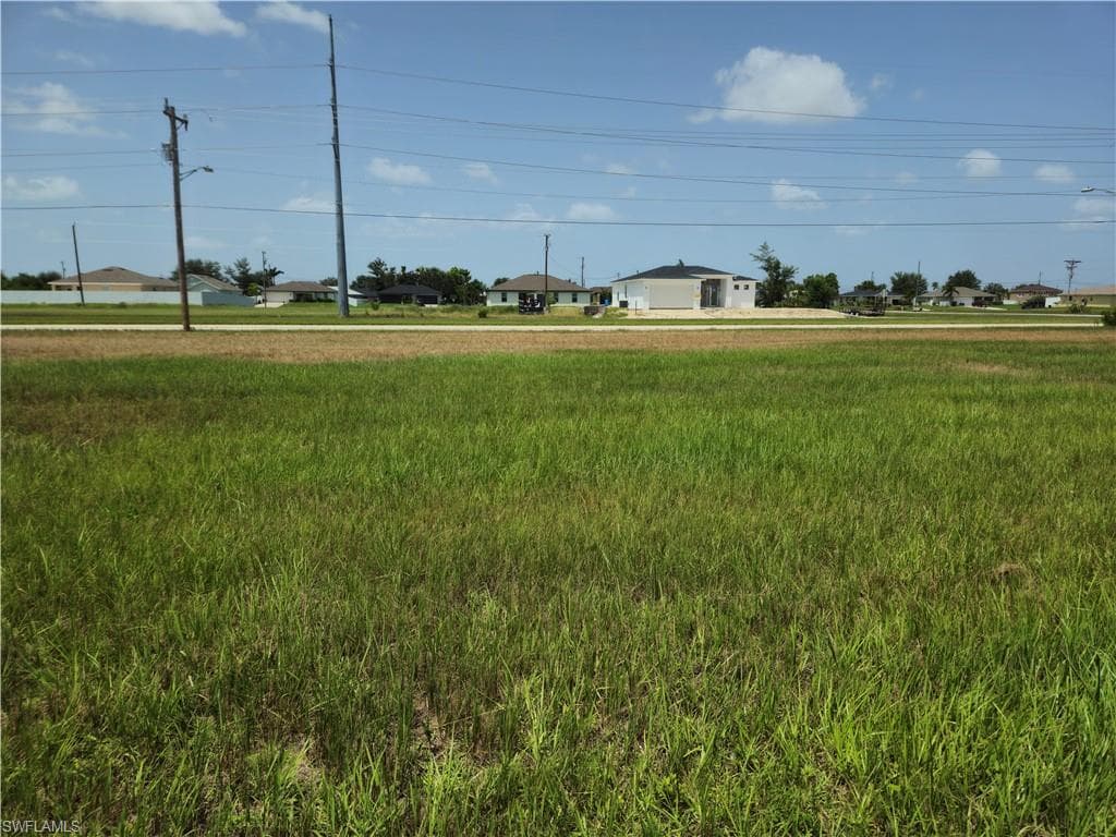 1113 Santa Barbara BLVD N CAPE CORAL, FL 33993
