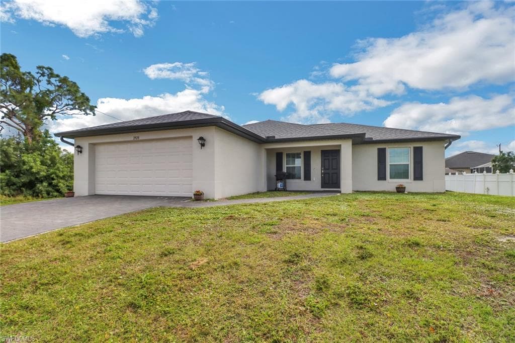 2928 NW 25th LN CAPE CORAL, FL 33993