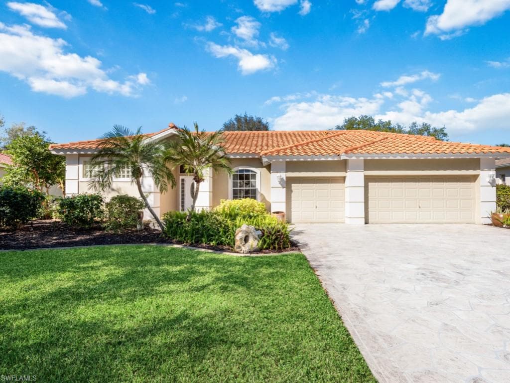 8840 Creek Run DR BONITA SPRINGS, FL 34135