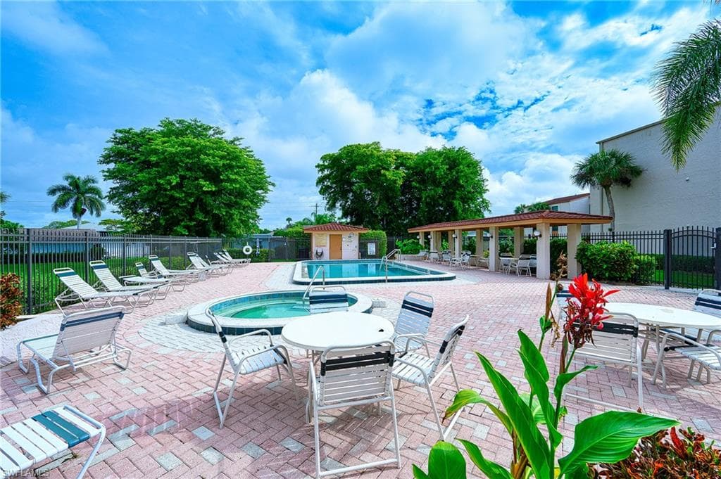 3605 Boca Ciega DR 110 NAPLES, FL 34112