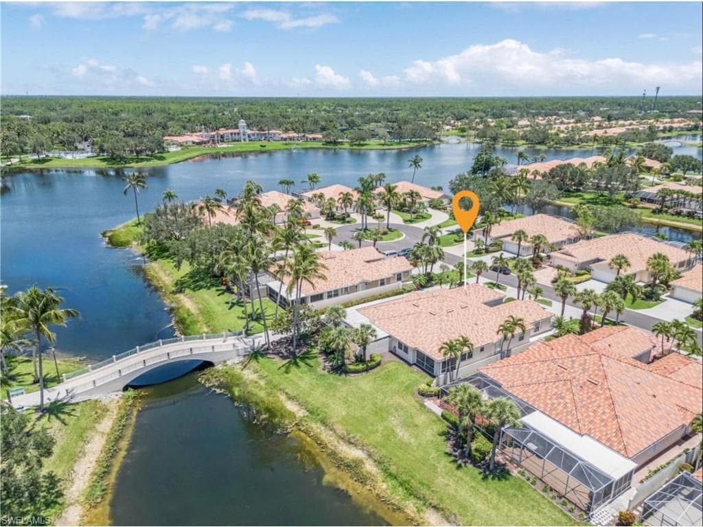 4199 Los Altos CT NAPLES, FL 34109