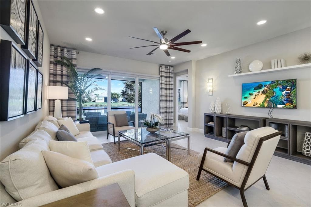 28461 Abruzzo DR BONITA SPRINGS, FL 34135