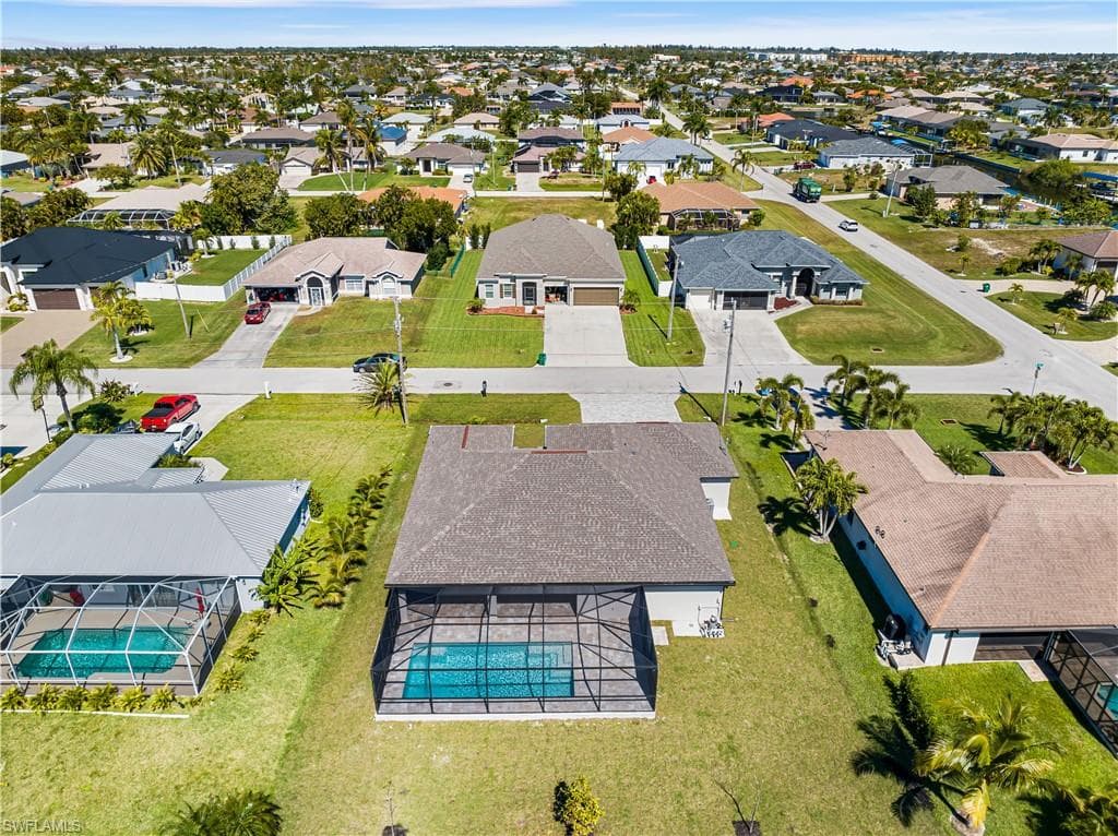 2504 SW 31st LN CAPE CORAL, FL 33914