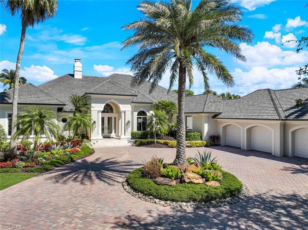 26108 Fawnwood CT BONITA SPRINGS, FL 34134