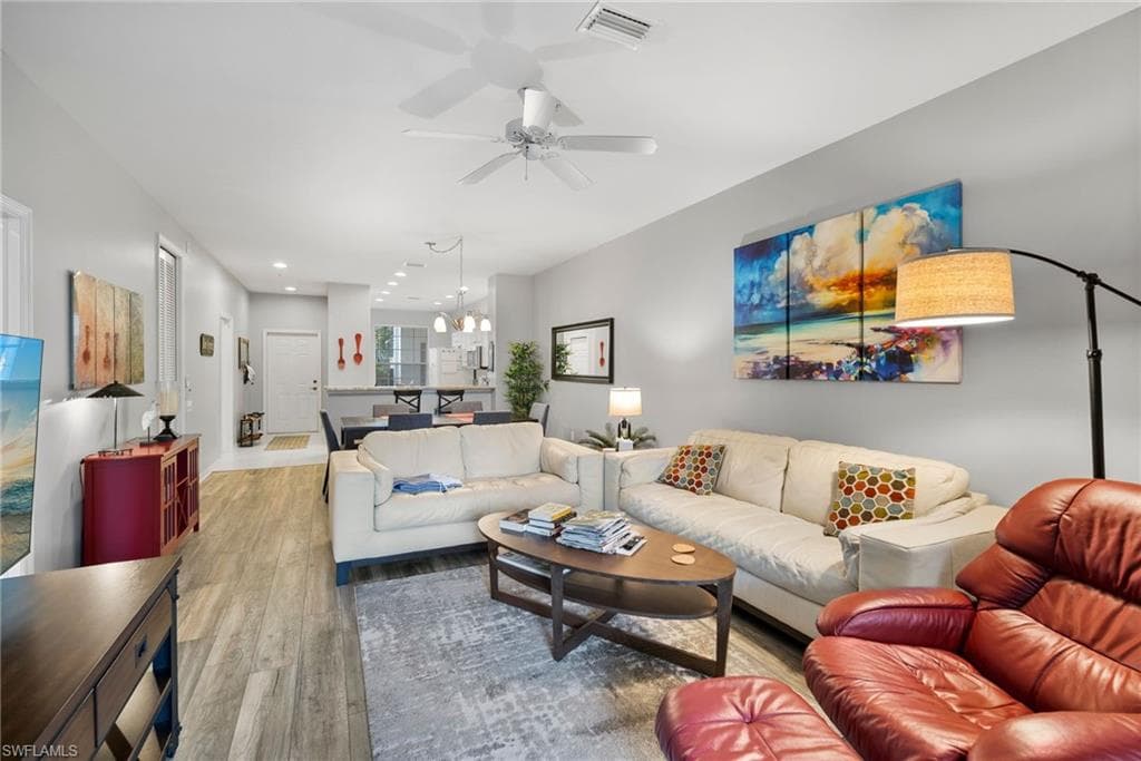 8253 Parkstone PL 7-103 NAPLES, FL 34120